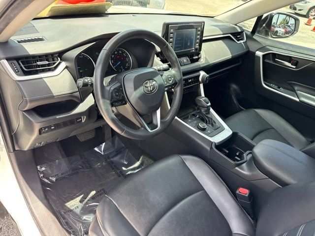 2022 Toyota RAV4 XLE Premium - Photo 10