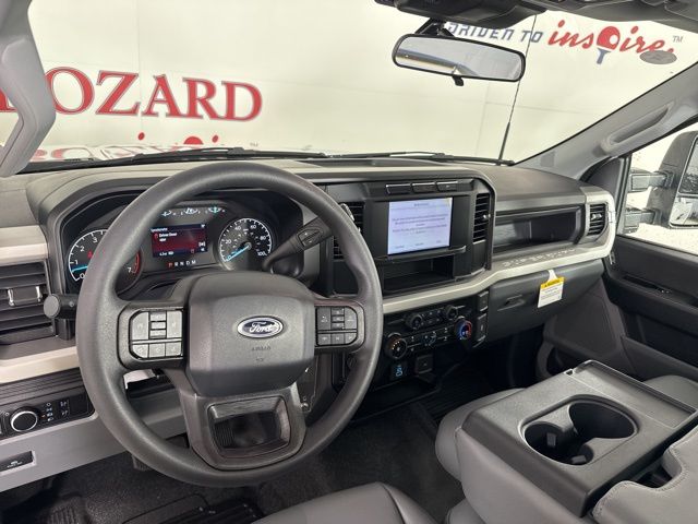 2024 Oxford White Ford Super Duty F-350 SRW XL RWD Truck