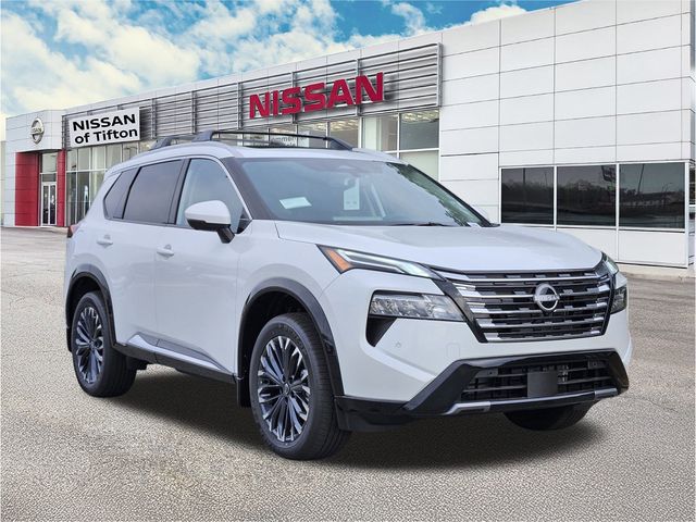 2026 Nissan Rogue Platinum's photo