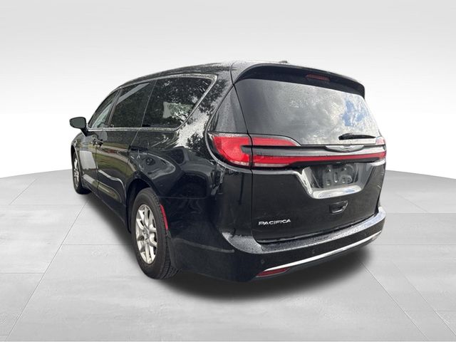 2024 Chrysler Pacifica Touring L Black at Matthews Motors of Wilmington