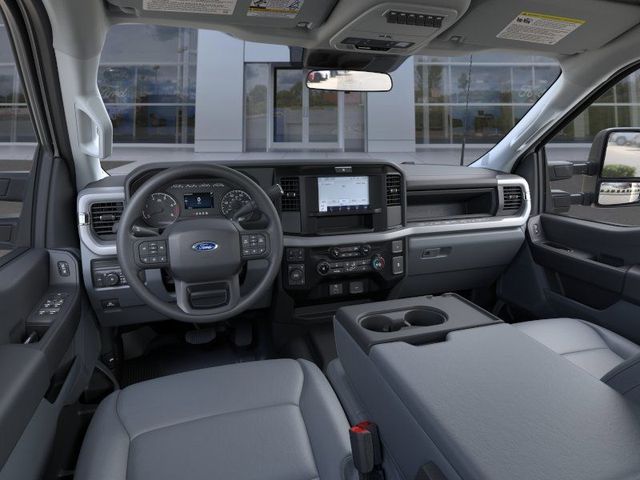 New 2026 Oxford White Ford F-450® XL image 9