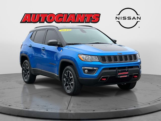 Laser Blue Pearlcoat 2019 Jeep Compass Trailhawk 4WD SUV / Crossover Four-Wheel Drive 9-Speed Automatic