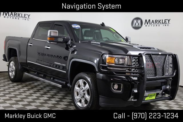 Onyx Black 2017 GMC Sierra 2500HD Denali Crew Cab SB 4WD Pickup Truck Four-Wheel Drive 6-Speed Automatic