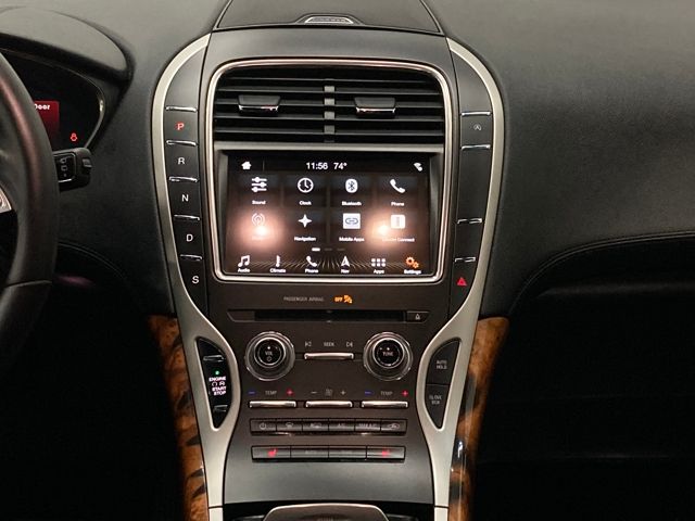 2019 Lincoln Nautilus Select