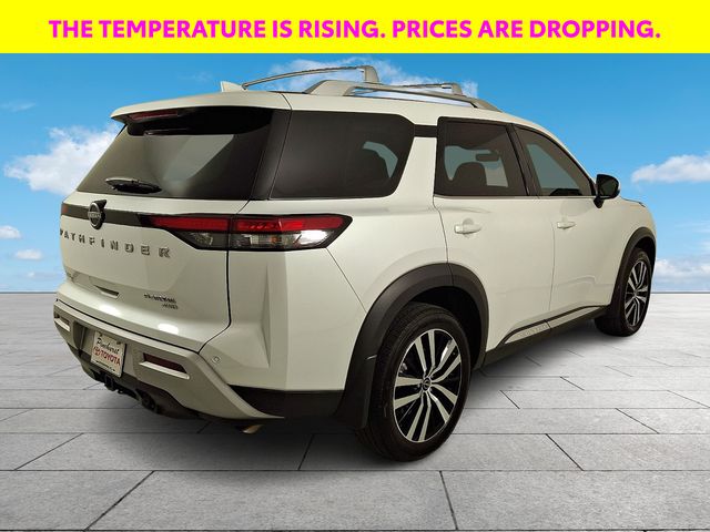 Used 2025 Nissan Pathfinder SUV