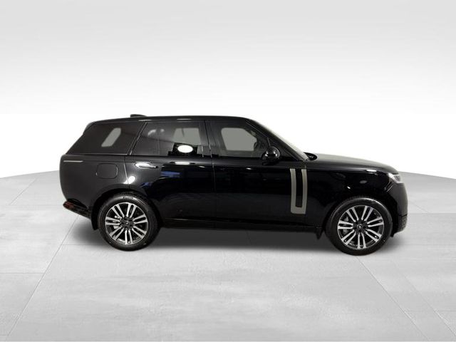 2025 Land Rover Range Rover SE 7