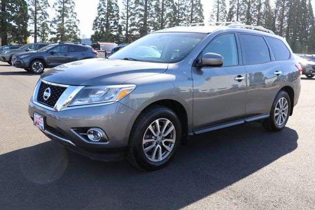 2015 Nissan Pathfinder SV 22