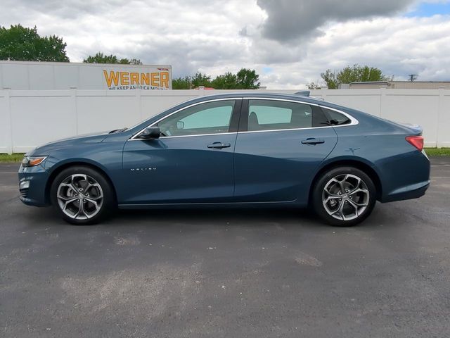 2024 Chevrolet Malibu LT photo