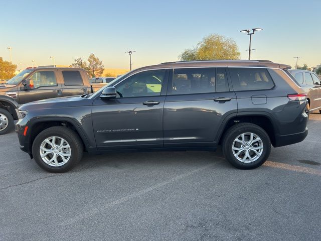 2023 Jeep Grand Cherokee L Limited 7