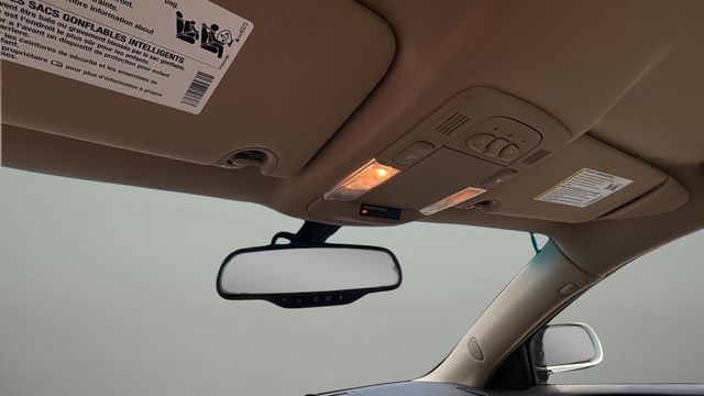 Used 2011 White Buick CXL image 27