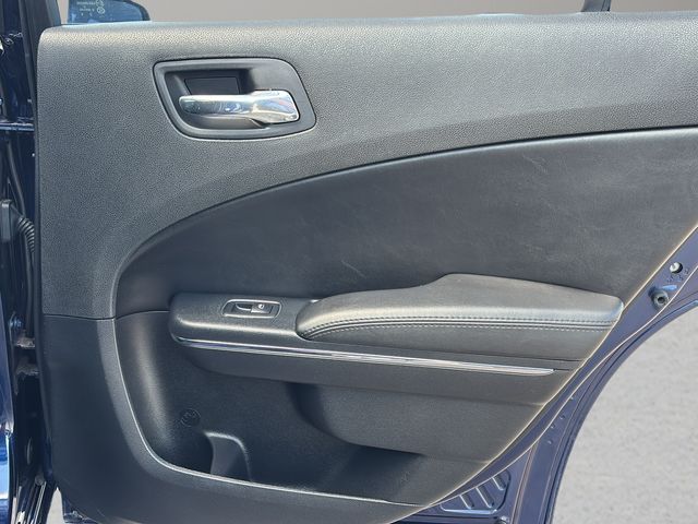 Used 2013 Dodge Charger Sedan