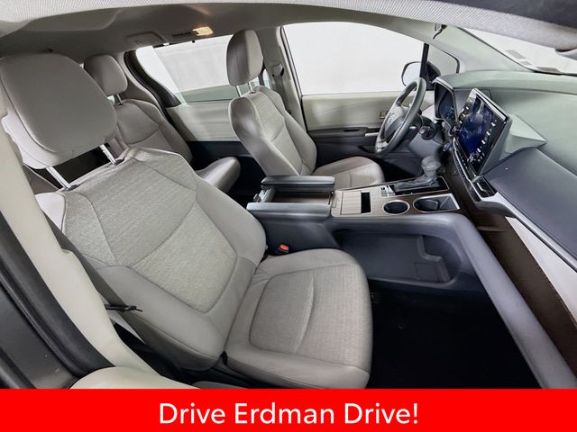 Used 2023 Toyota Sienna Van