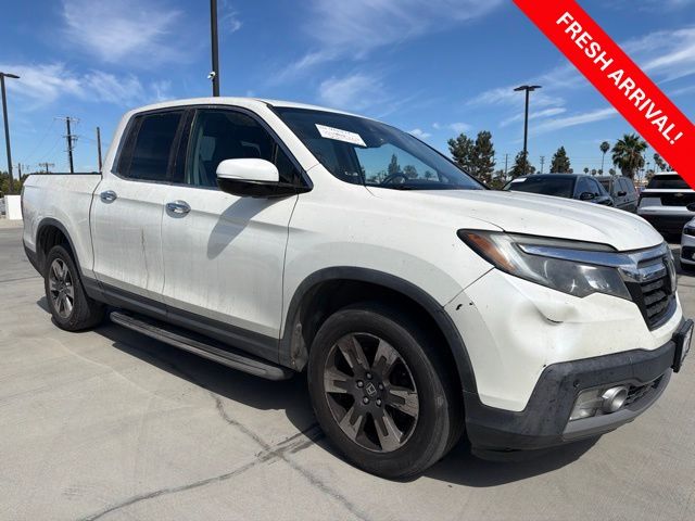 White 2018 Honda Ridgeline Pickup Truck All-Wheel Drive 6-Speed Automatic
