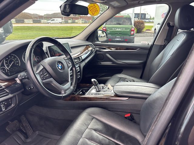 Used 2015 Black BMW xDrive35i image 17