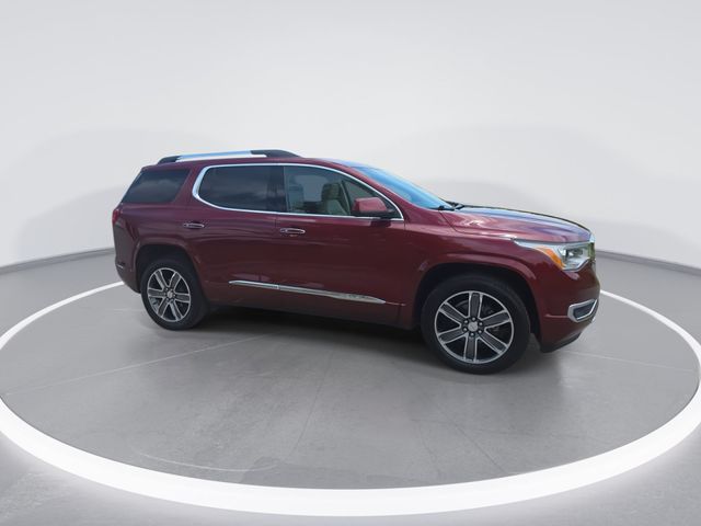 Used 2018 Crimson Red Tintcoat GMC Denali image 9