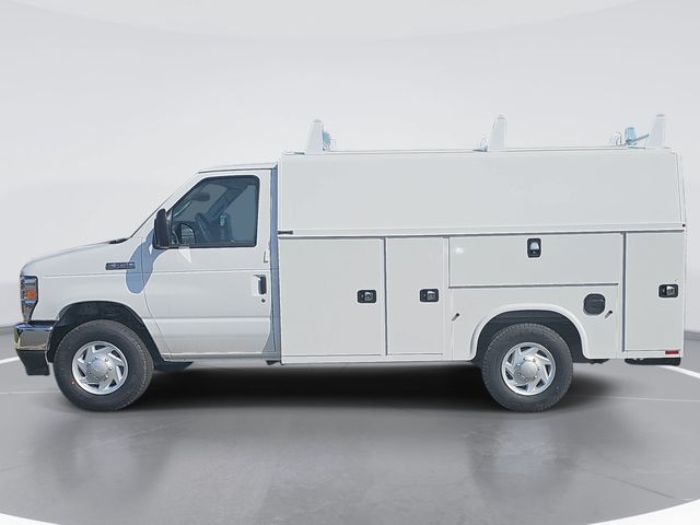 New 2026 White Ford KUV image 9