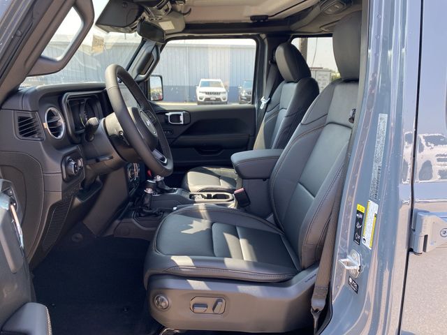 2025 Jeep Gladiator Sport photo 4