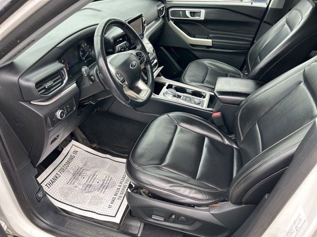 2021 Ford Explorer XLT photo