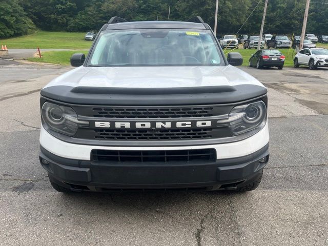 Used 2022 White Ford Badlands image 11