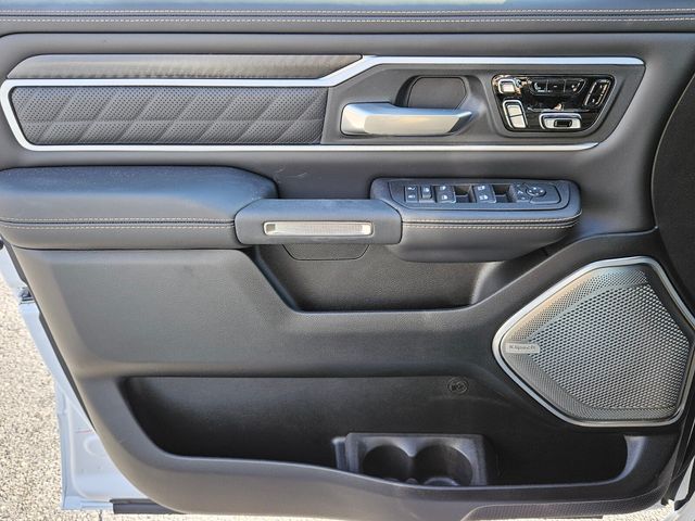 2026 Ram 1500 Tungsten Crew Cab 4x4 5'7" Box