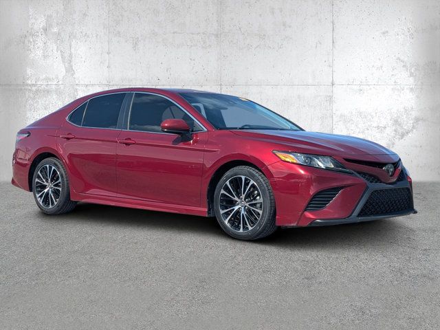 Red (Ruby Flare Pearl) 2018 Toyota Camry Sedan Front-Wheel Drive 8-Speed Automatic