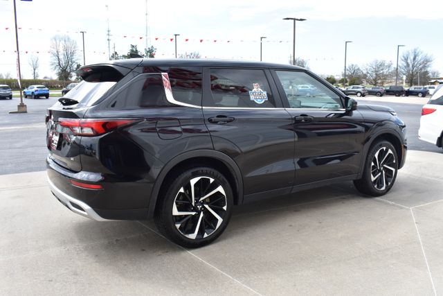 Used 2024 Mitsubishi Outlander SUV