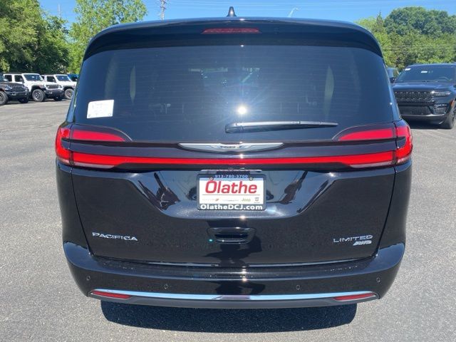 2024 Chrysler Pacifica Limited 6