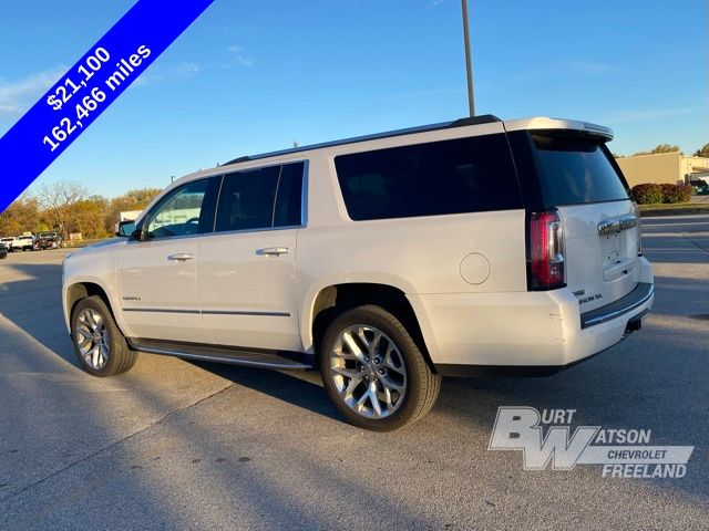 2017 GMC Yukon XL Denali 3