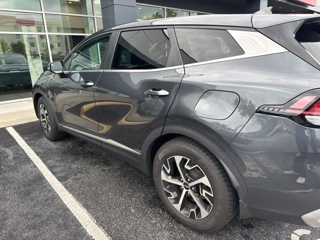 Used 2024 Gray Kia EX image 6