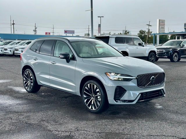 2026 Volvo XC60 B5 Ultra