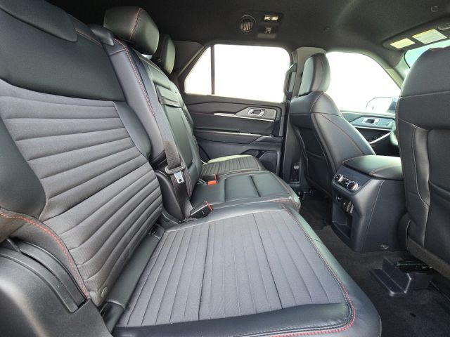 2026 Ford Explorer ST-Line:L168199A