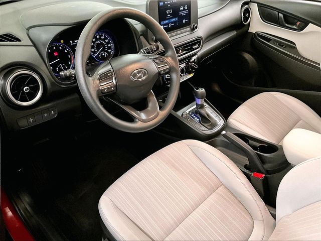 2022 Hyundai Kona SEL - 11