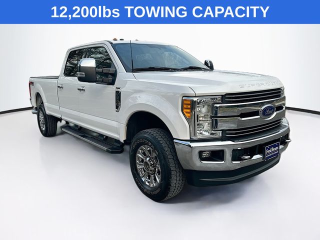 2017 Ford F-250 Super Duty Lariat Crew Cab 4WD