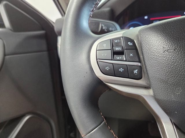 Used 2025 Ford Explorer SUV