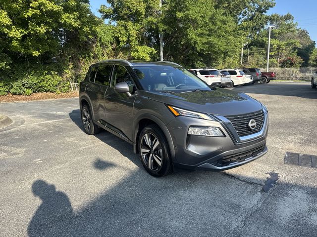 Used 2023 Gray Nissan SL image 3