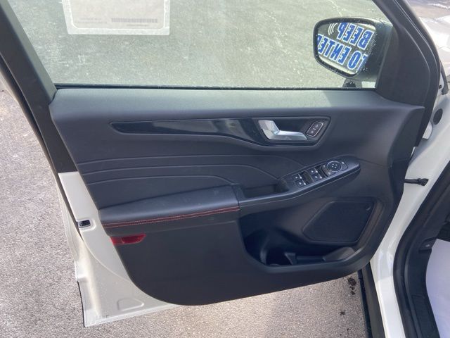 2026 Ford Escape ST-Line - 9