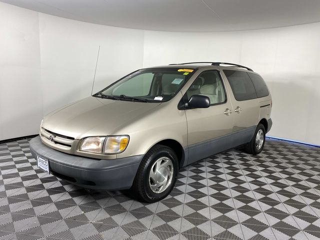2000 Toyota Sienna Beige - Grieco Acura - Image 4