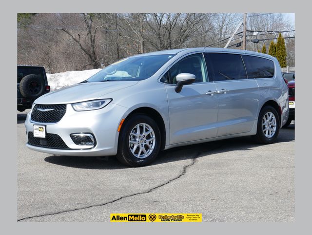 2023 Chrysler Pacifica Touring L FWD