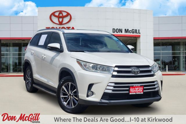 White (Blizzard Pearl) 2019 Toyota Highlander SUV / Crossover Front-Wheel Drive 8-Speed Automatic