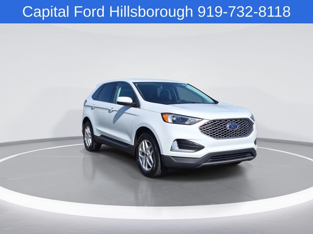 Used 2024 White Ford SEL image 2