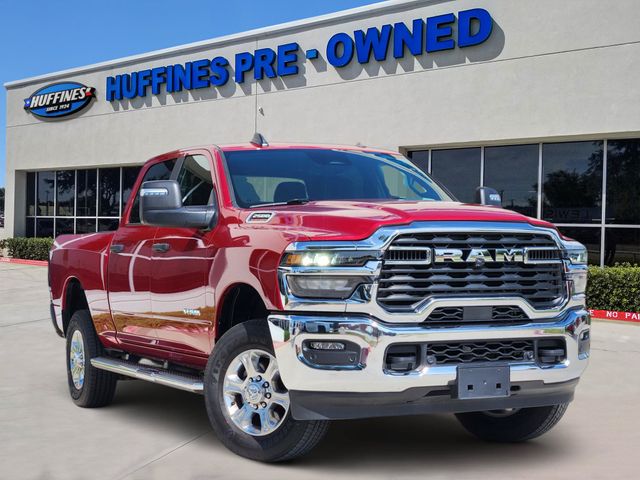 Molten Red Pearlcoat 2026 RAM 2500 Pickup Truck Four-Wheel Drive 8-Speed Automatic