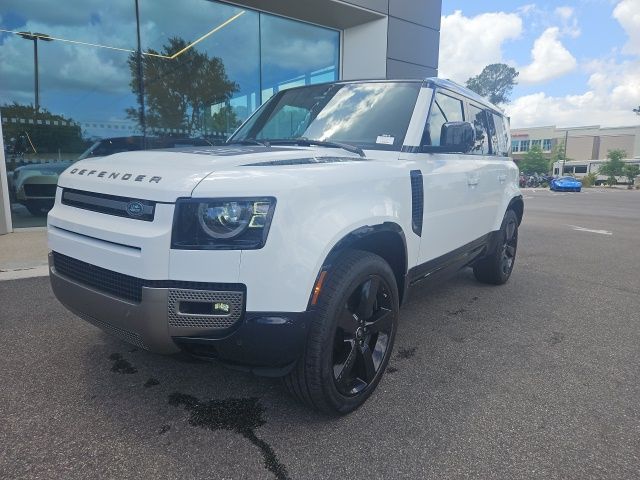 /2024 Land-Rover Defender