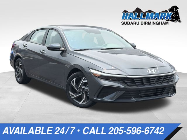 Ecotronic Gray 2025 Hyundai Elantra Sedan Front-Wheel Drive Continuously Variable Transmission