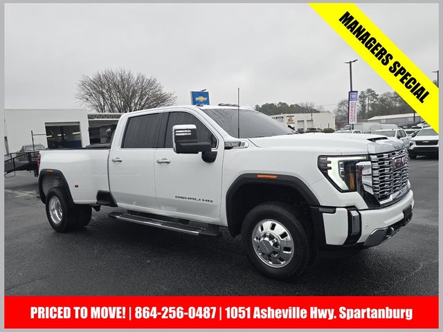 2024 GMC Sierra 3500HD Denali Crew Cab 4WD
