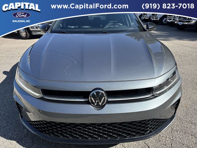 Used 2025 Gray Volkswagen 1.5T Sport image 10
