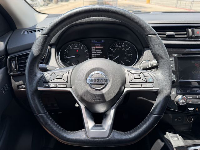 2022 Nissan Rogue Sport SV Orange at Emmons Autoplex