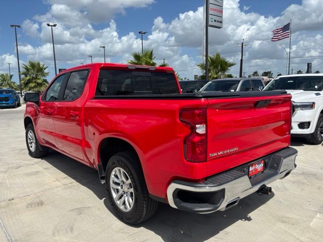 Used 2020 Red Chevrolet LT image 4