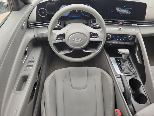 2024 Hyundai Elantra SEL - 7