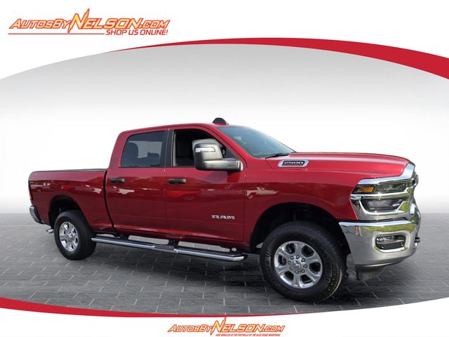 Molten Red Pearlcoat 2026 RAM 2500 Pickup Truck Four-Wheel Drive 8-Speed Automatic
