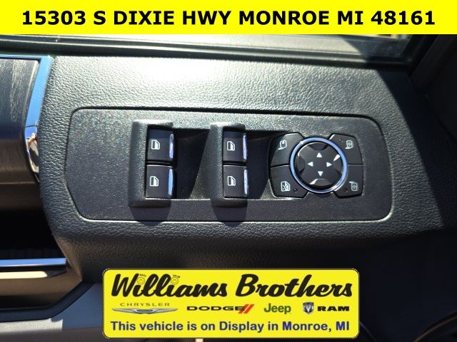 2020 Ford F-150 Platinum - Black exterior view 16